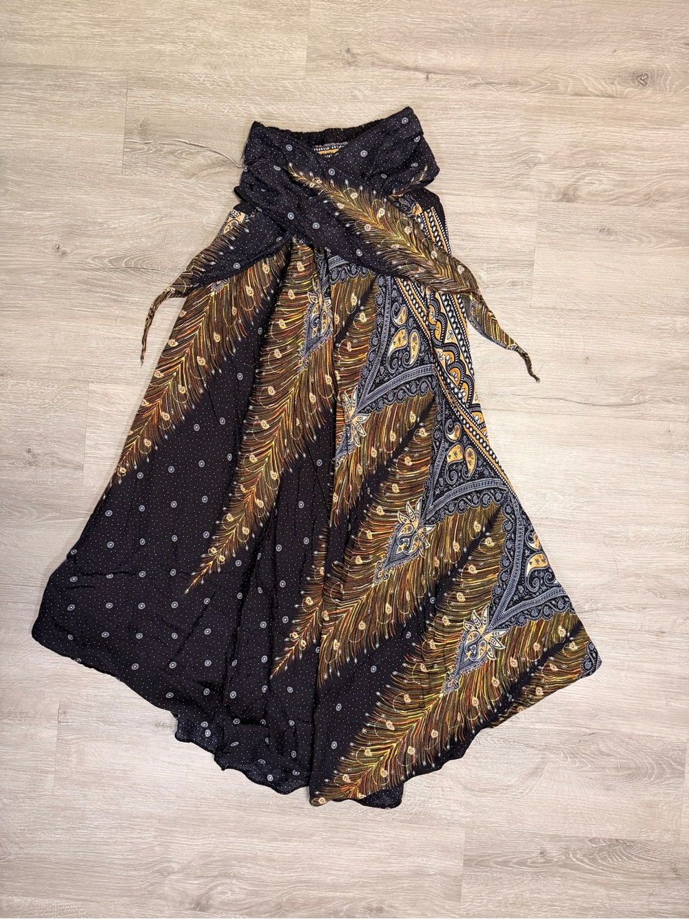 Amazon Women's Black Maxi Skirt with Gold & Brown Feather Print